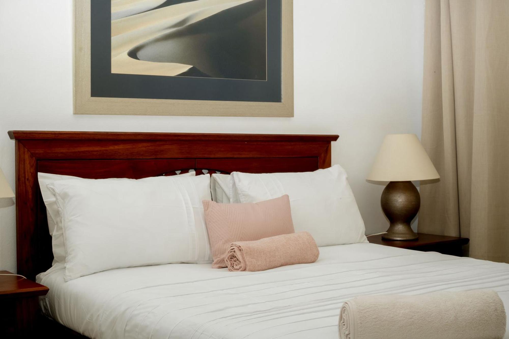Urban Oasis Apartments At Hidas Windhoek Luaran gambar